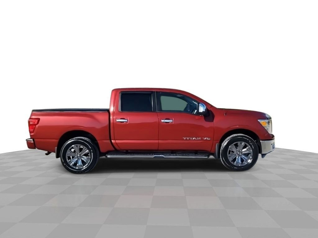 Used 2019 Nissan Titan SL w/ Chrome Package image 9