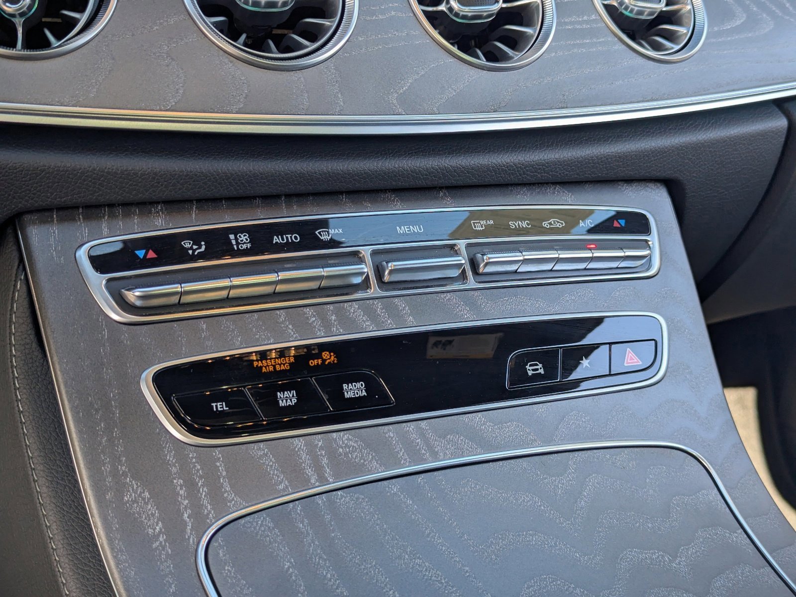 Used 2022 Mercedes-Benz E 450 Coupe image 28