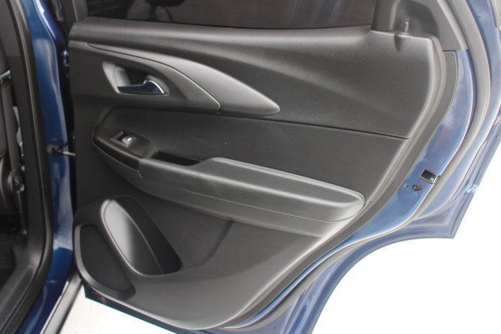 Used 2022 Chevrolet TrailBlazer LT w/ Convenience Package FWD image 16