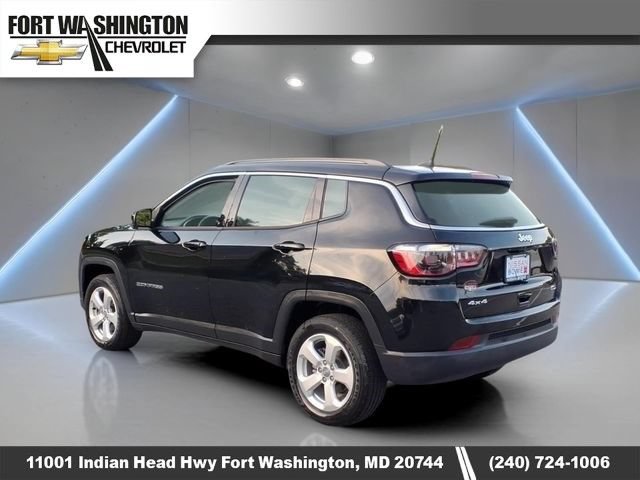Used 2021 Jeep Compass Latitude w/ Convenience Group AWD/4WD image 3