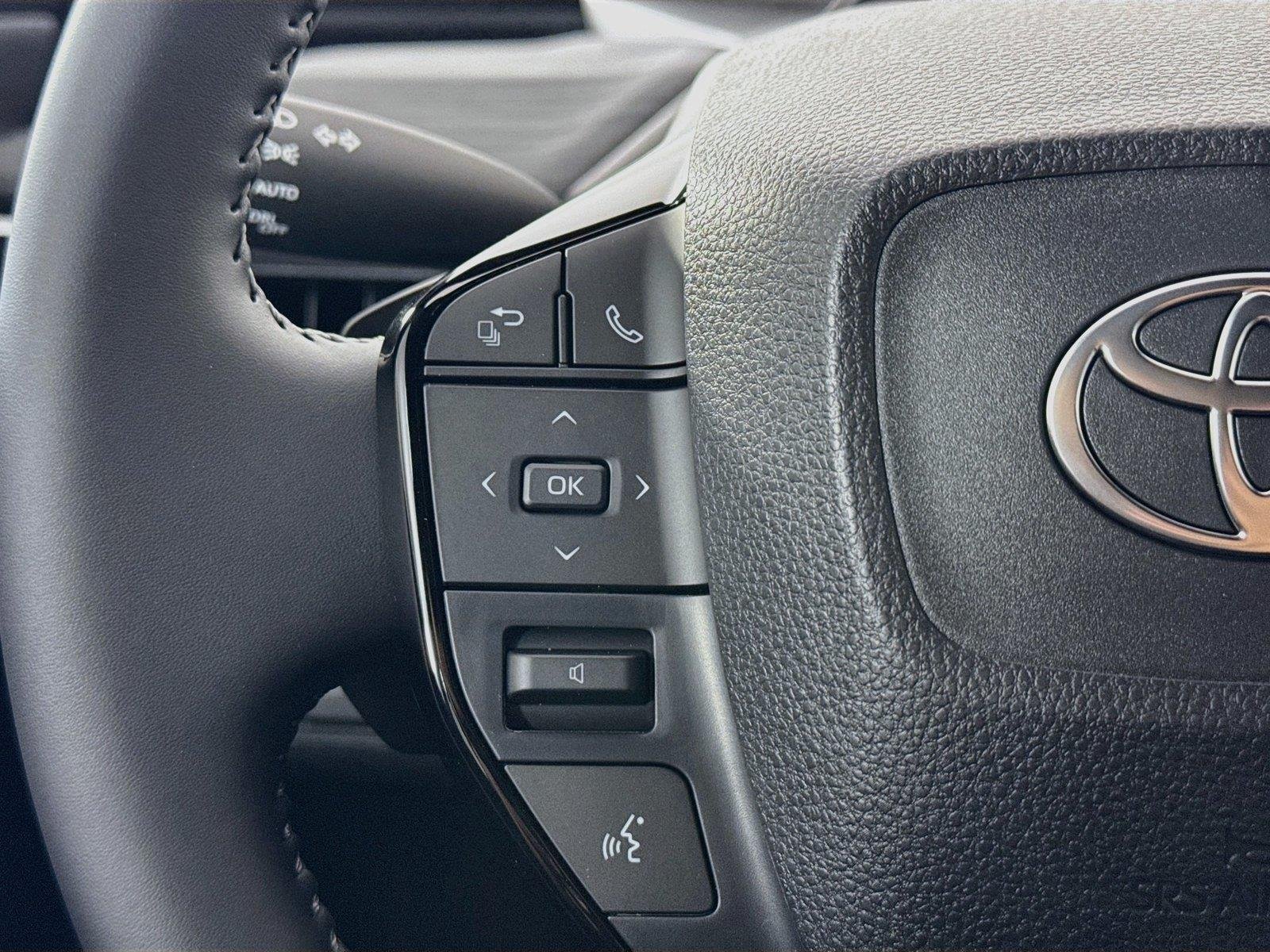 New 2026 Toyota C-HR AWD/4WD image 18