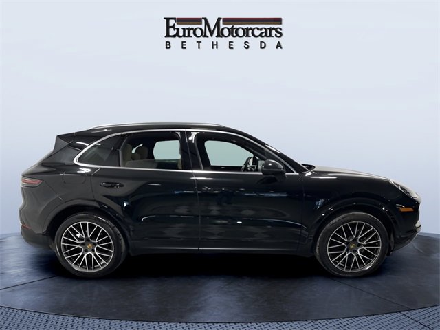Used 2021 Porsche Cayenne image 6