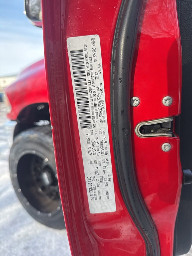 Used 2016 RAM 3500 Laramie w/ Protection Group image 13