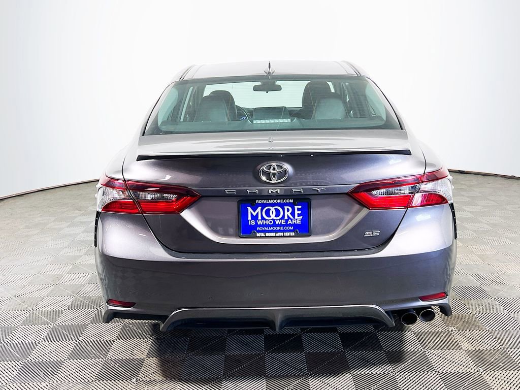 Certified 2022 Toyota Camry SE w/ Cold Weather Package FWD image 7