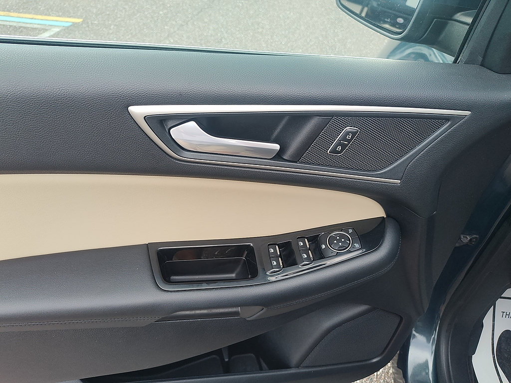 Certified 2019 Ford Edge SEL w/ Equipment Group 201A FWD image 10
