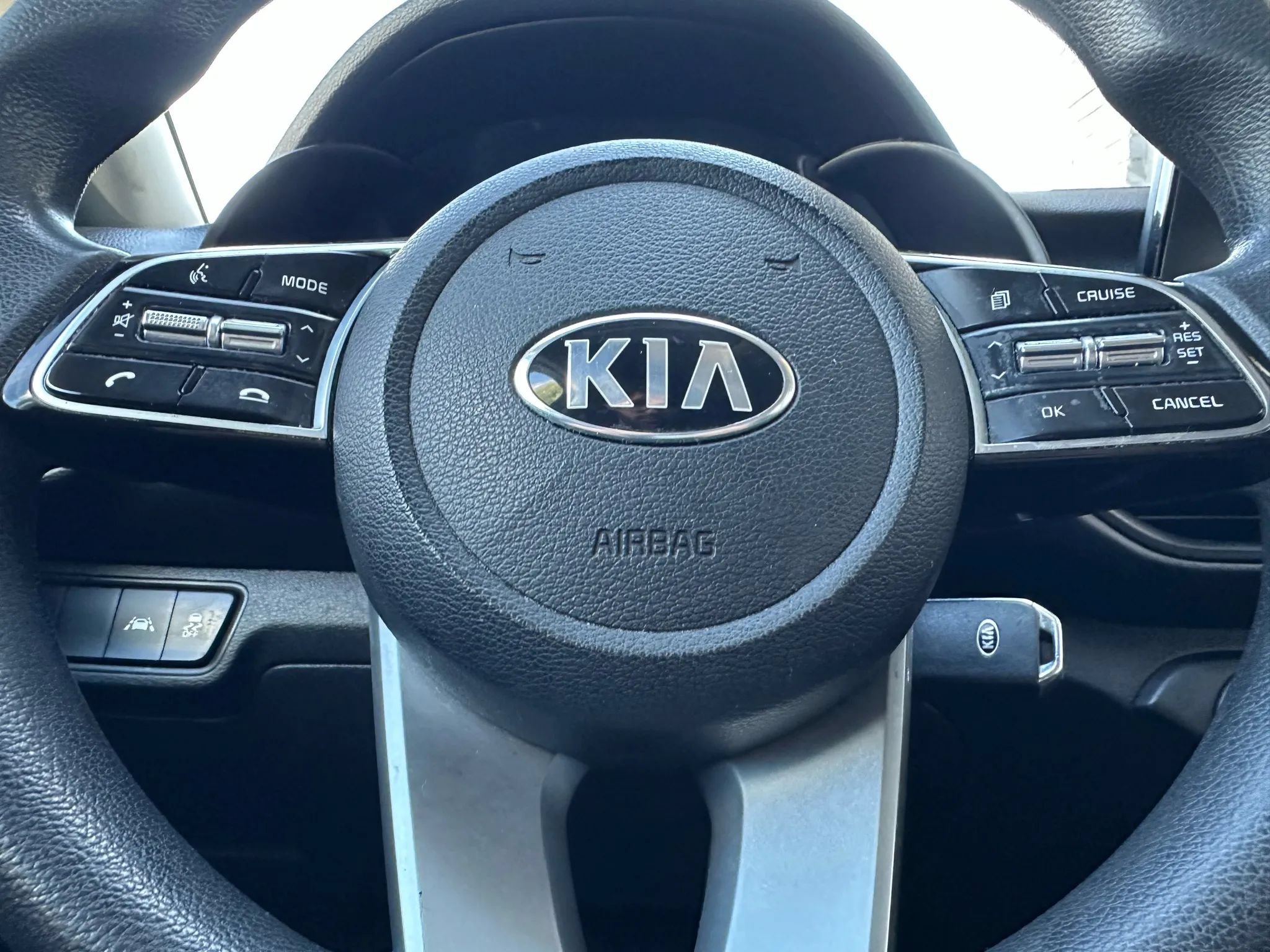 Used 2021 Kia Forte LXS FWD image 13