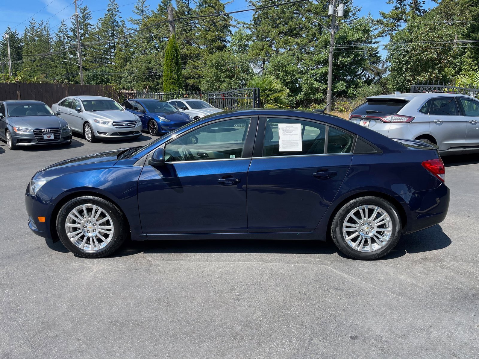 Used 2011 Chevrolet Cruze Eco image 4