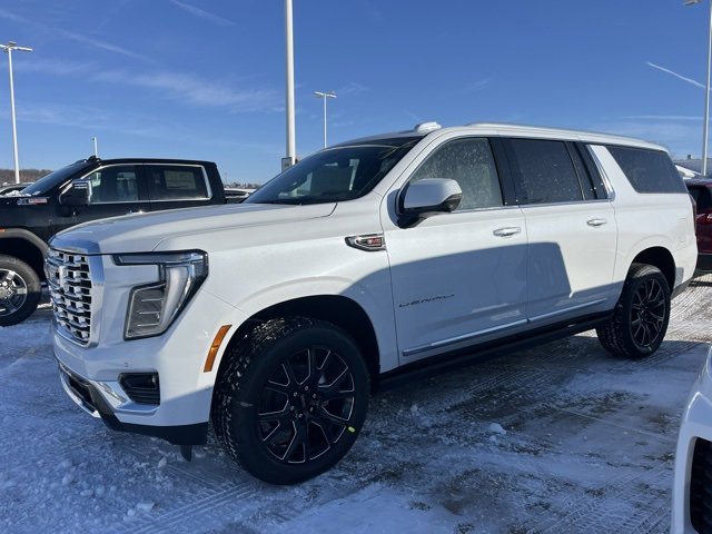 New 2026 GMC Yukon XL Denali image 4