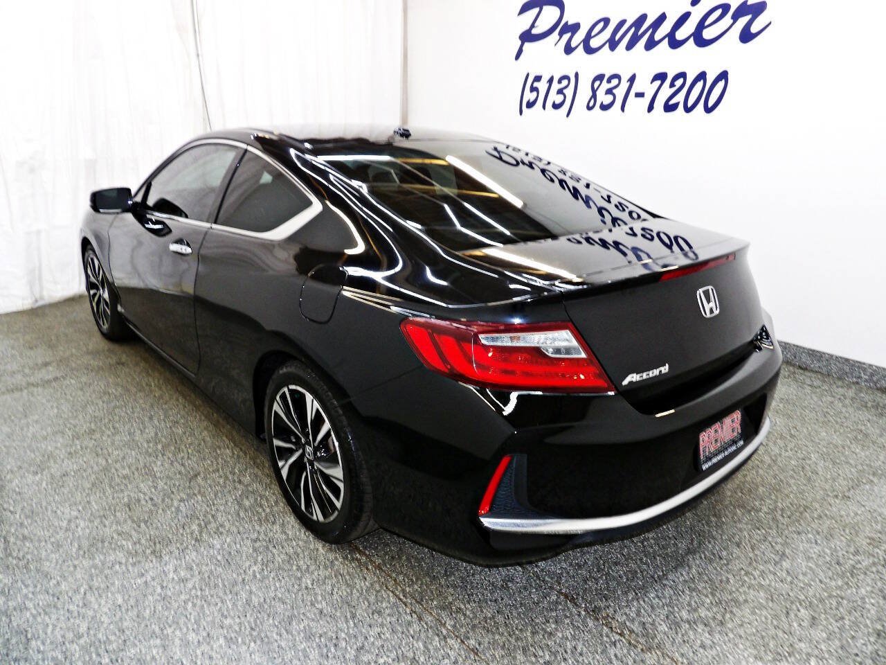 Used 2016 Honda Accord EX image 4