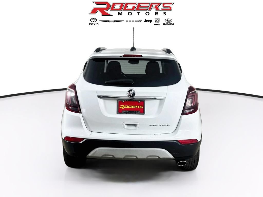 Used 2021 Buick Encore Preferred AWD/4WD image 7