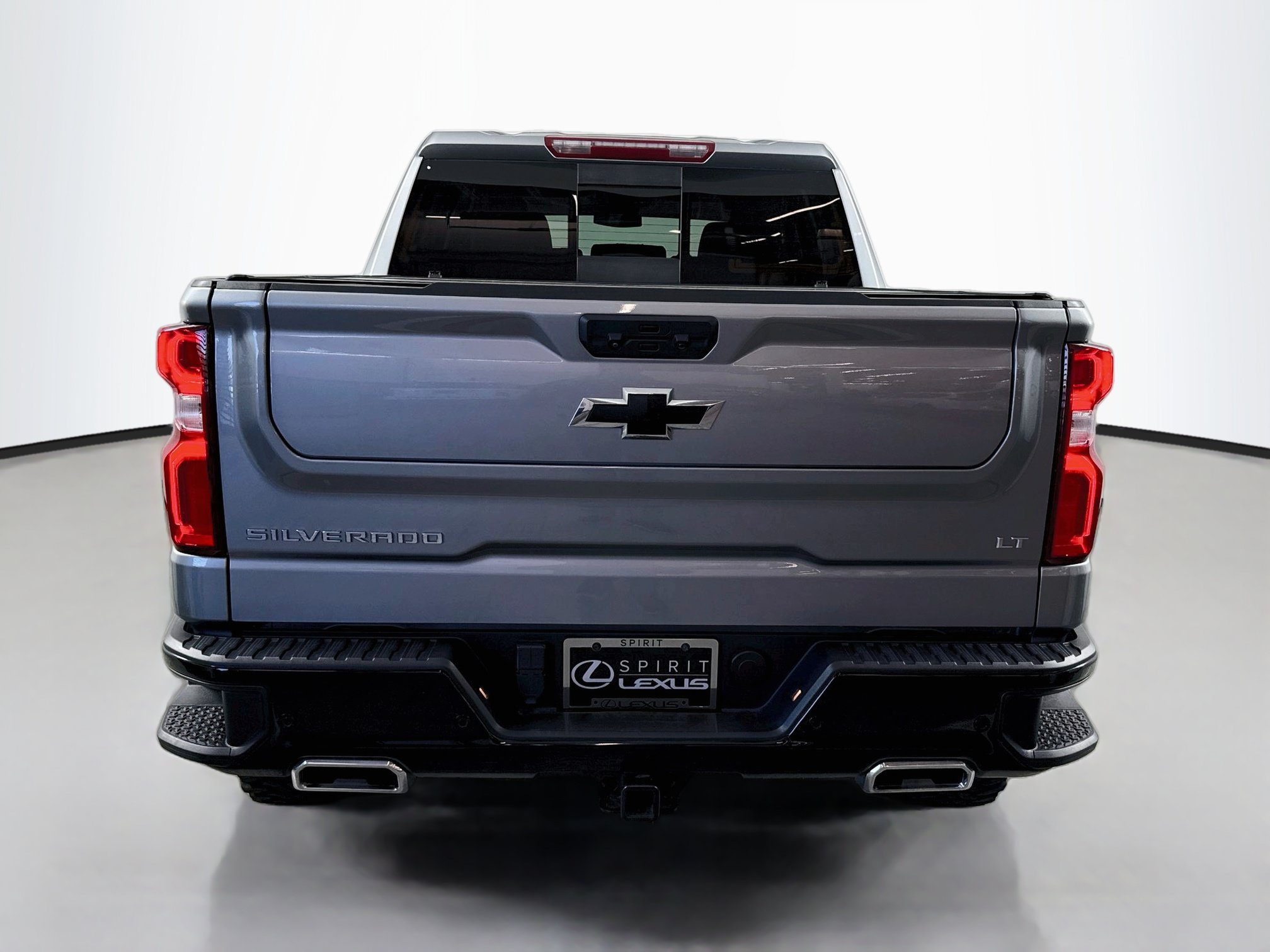 Used 2025 Chevrolet Silverado 1500 LT Trail Boss w/ Convenience Package II AWD/4WD image 6