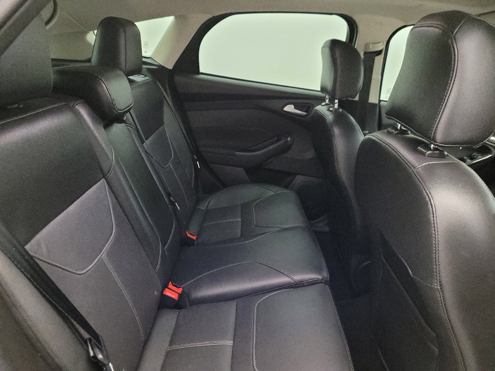 Used 2018 Ford Focus Titanium FWD image 19