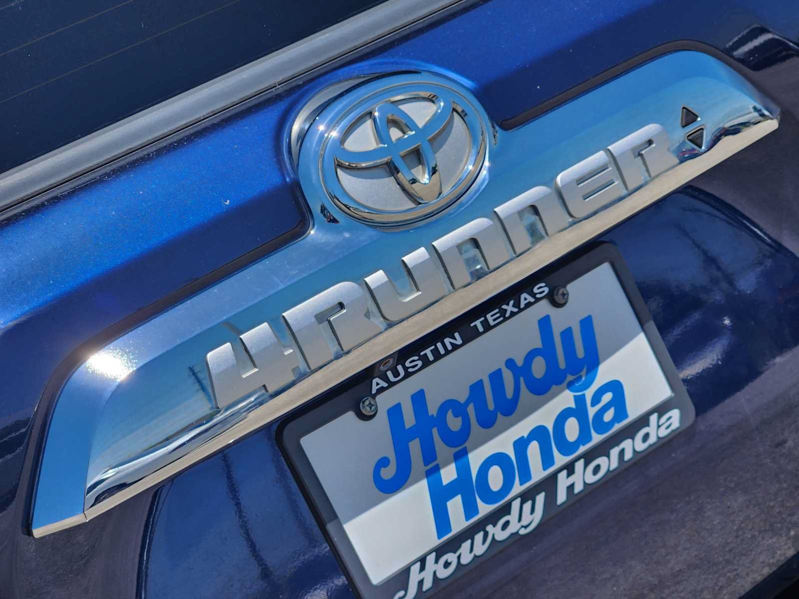 Used 2015 Toyota 4Runner Limited AWD/4WD image 11
