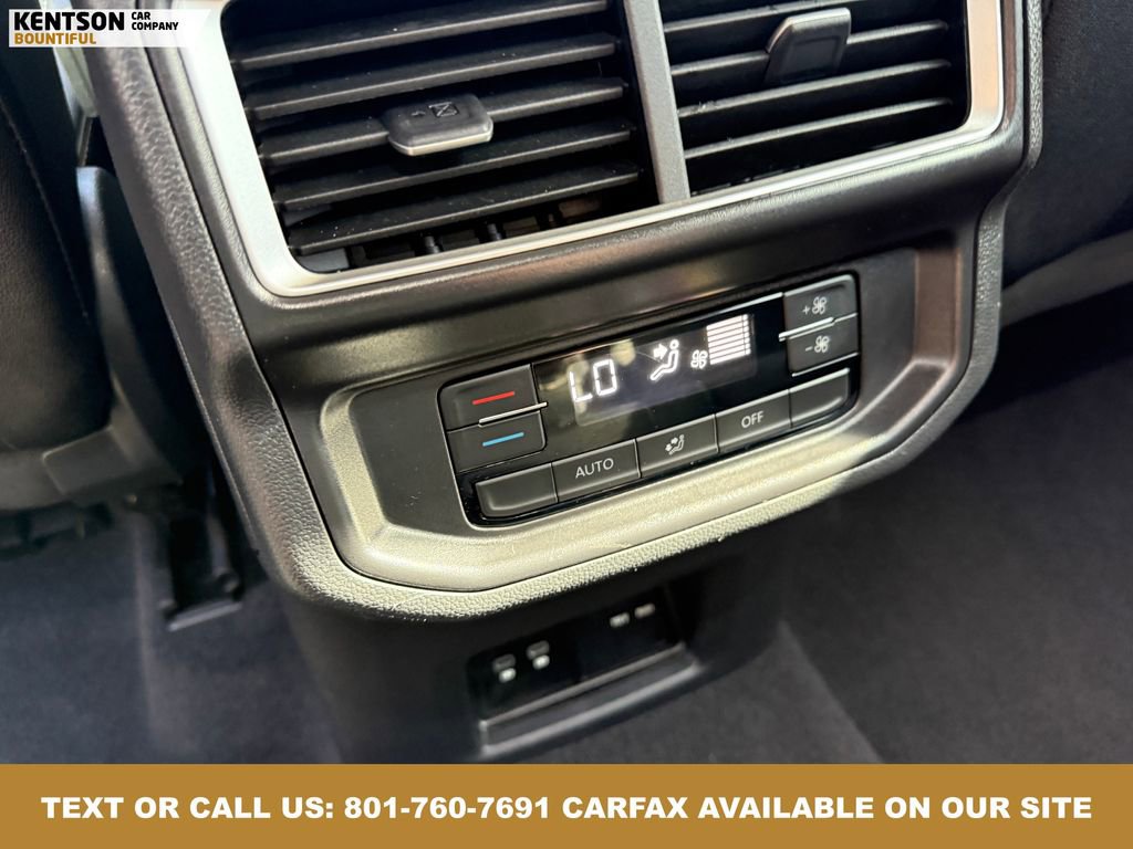 Used 2025 Volkswagen Atlas SE image 35