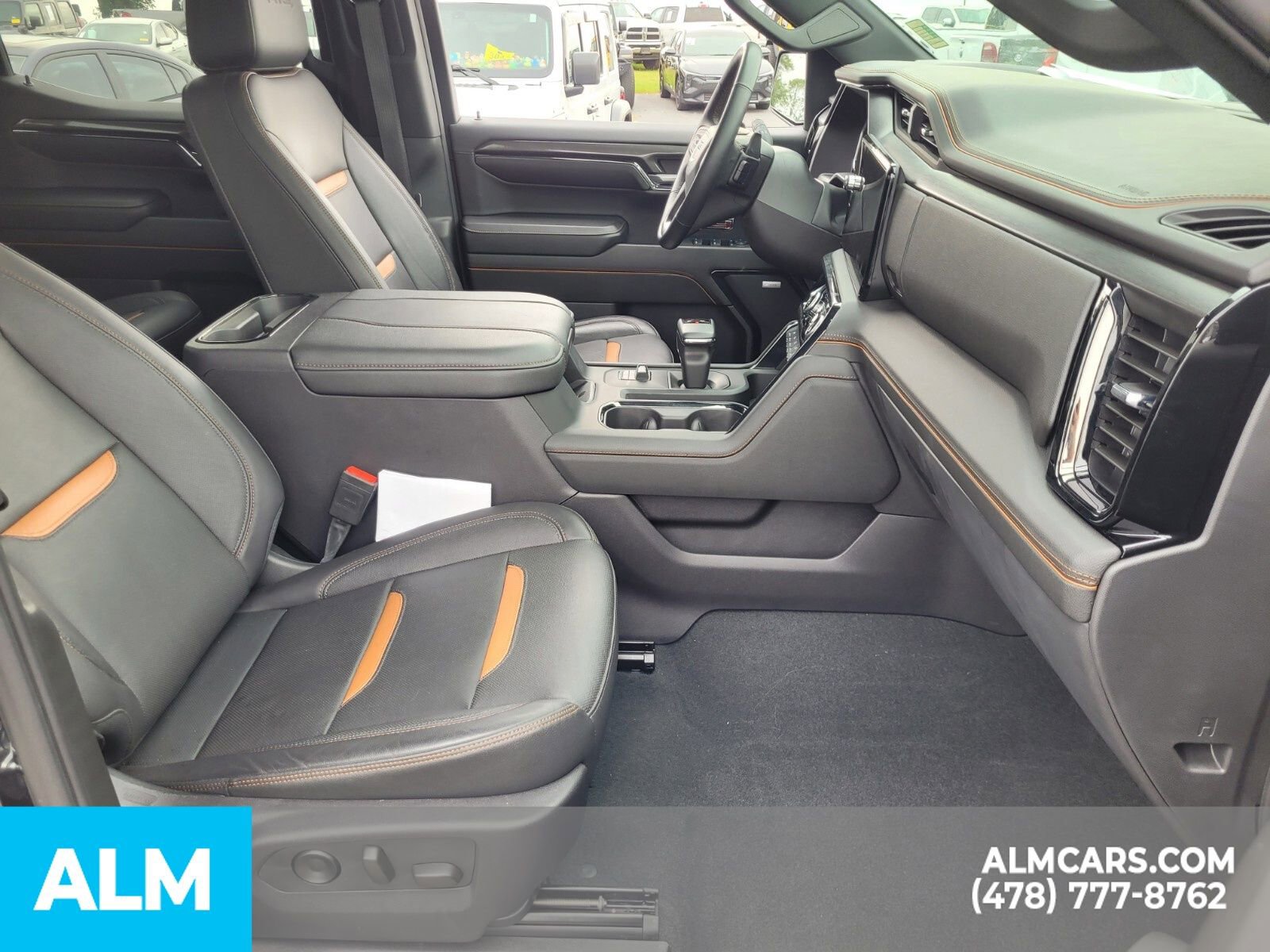 Used 2024 GMC Sierra 1500 AT4 image 12