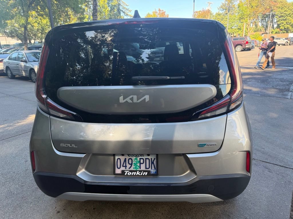 Certified 2023 Kia Soul EX FWD image 4