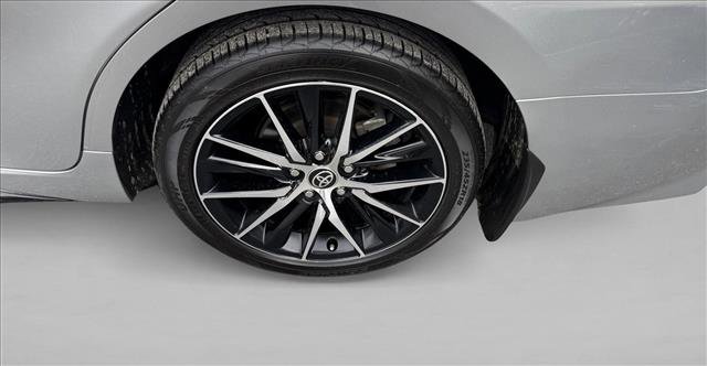 Used 2024 Toyota Camry SE FWD image 9