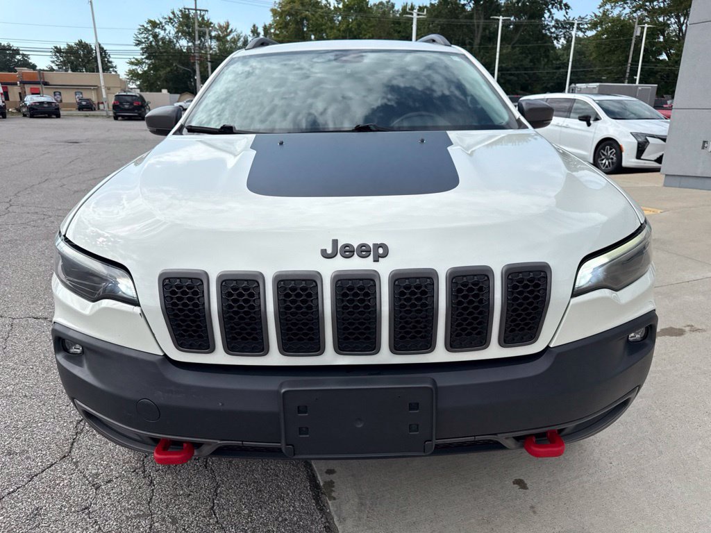 Used 2019 Jeep Cherokee Trailhawk w/ Cold Weather Group AWD/4WD image 12