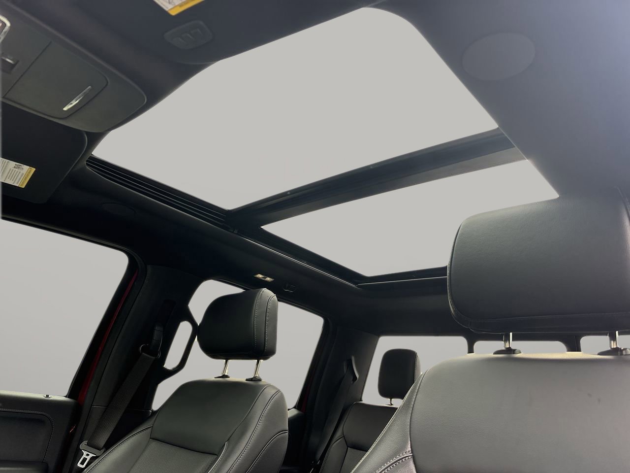 Used 2025 Ford F150 Lariat w/ Equipment Group 502A High image 21