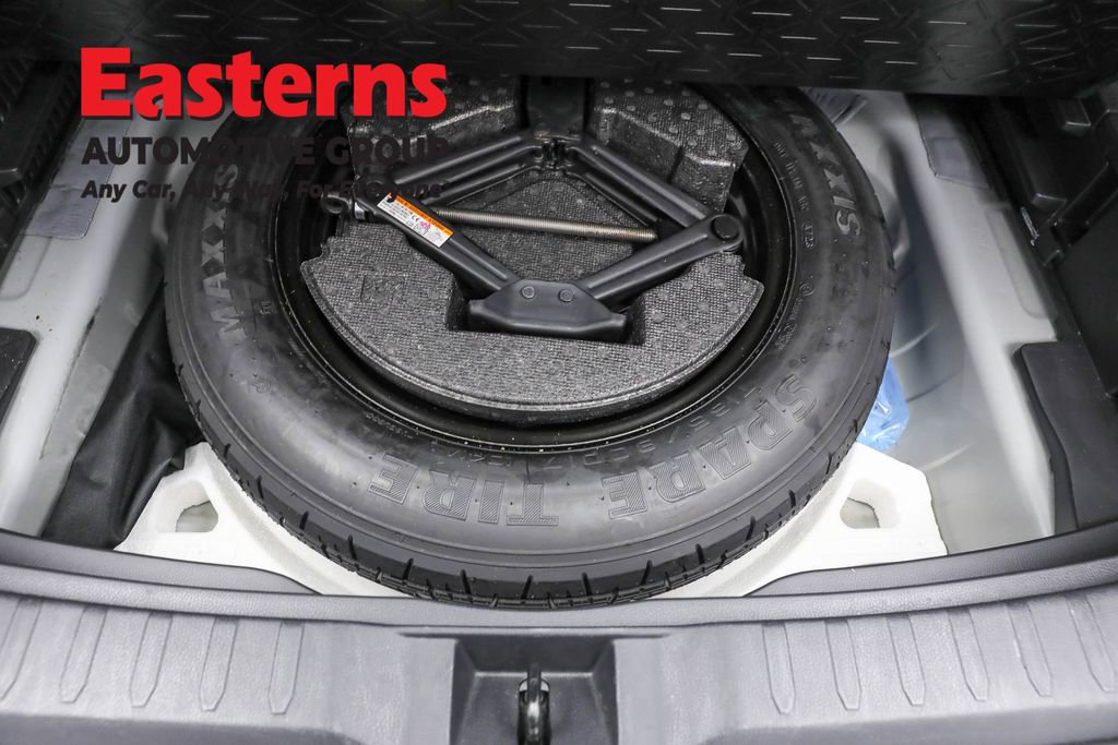 Used 2024 Toyota RAV4 LE image 22