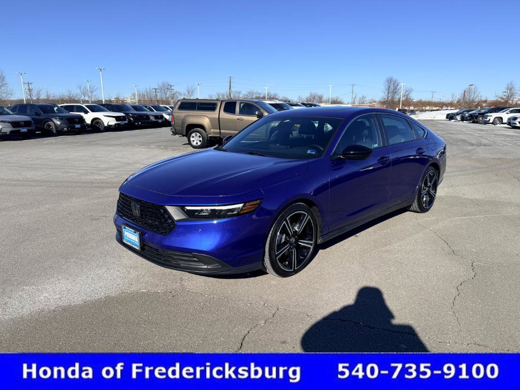 Used 2023 Honda Accord Sport image 2