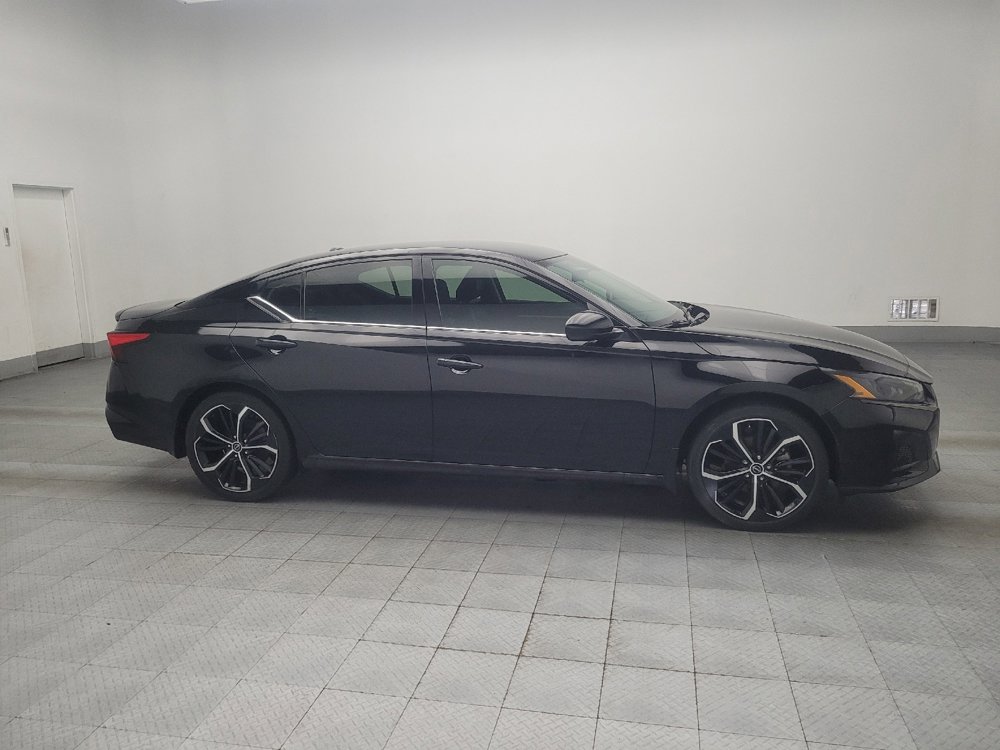 Used 2023 Nissan Altima 2.5 SR image 11