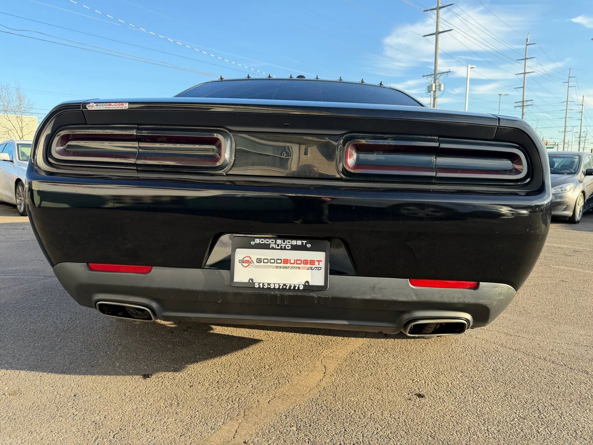 Used 2016 Dodge Challenger SXT image 15