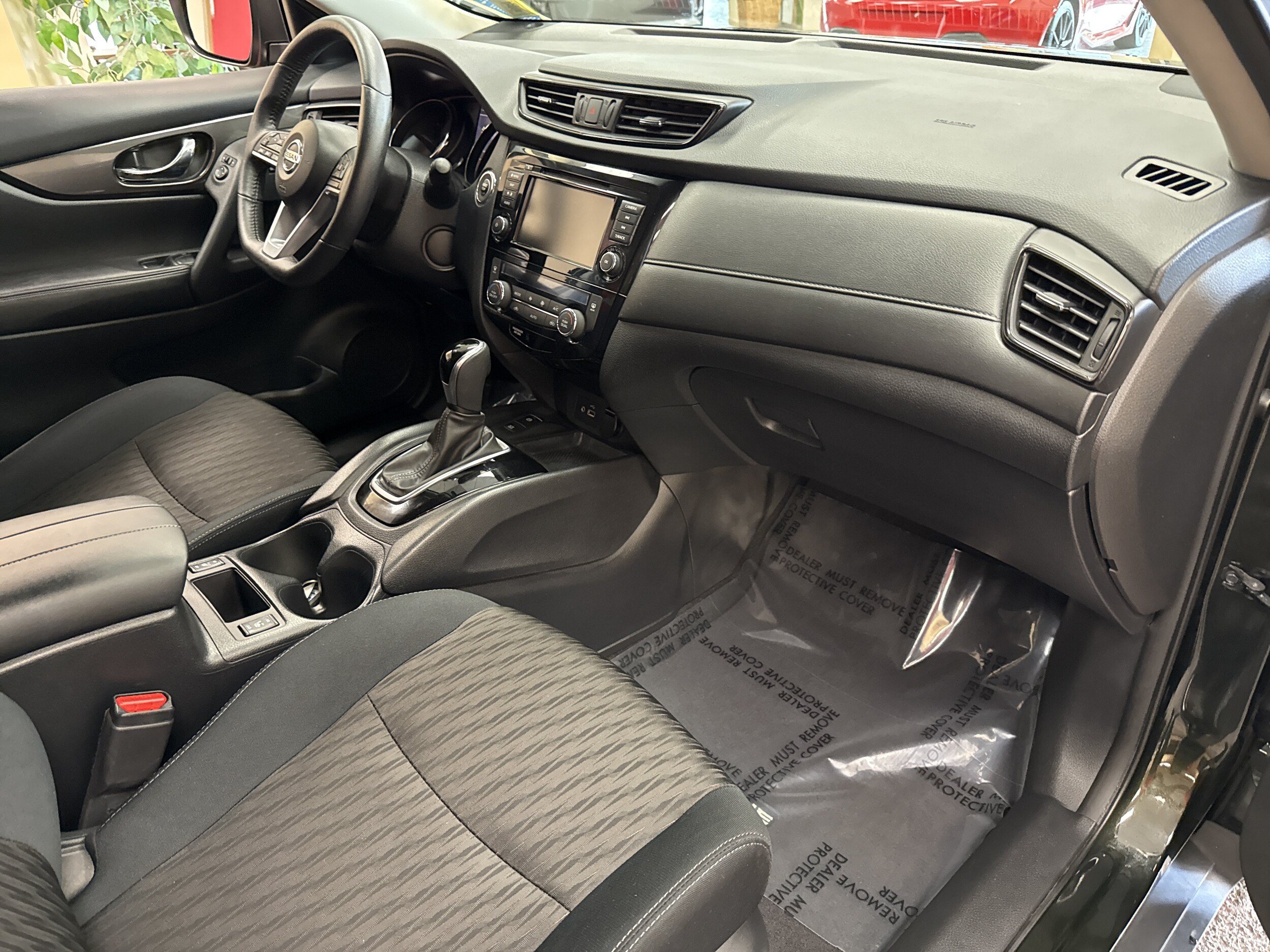 Used 2019 Nissan Rogue SV w/ Premium Package AWD/4WD image 19