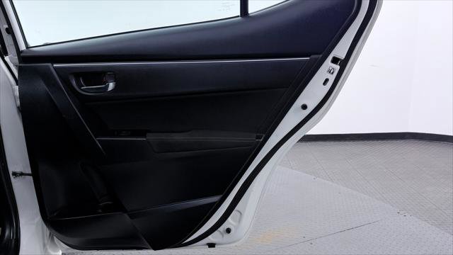 Used 2019 Toyota Corolla LE FWD image 21
