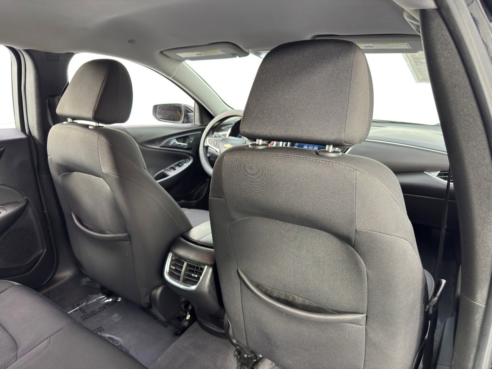 Used 2019 Chevrolet Malibu LT image 30