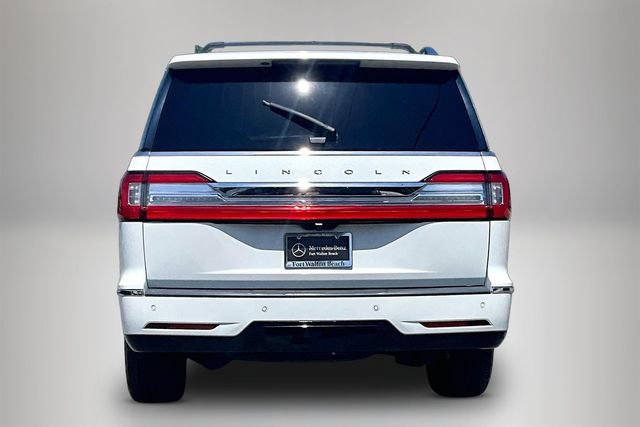 Used 2021 Lincoln Navigator Reserve w/ Luxury Package AWD/4WD image 5