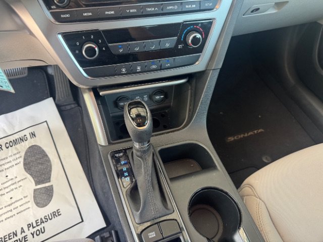 Used 2017 Hyundai Sonata ECO FWD image 16