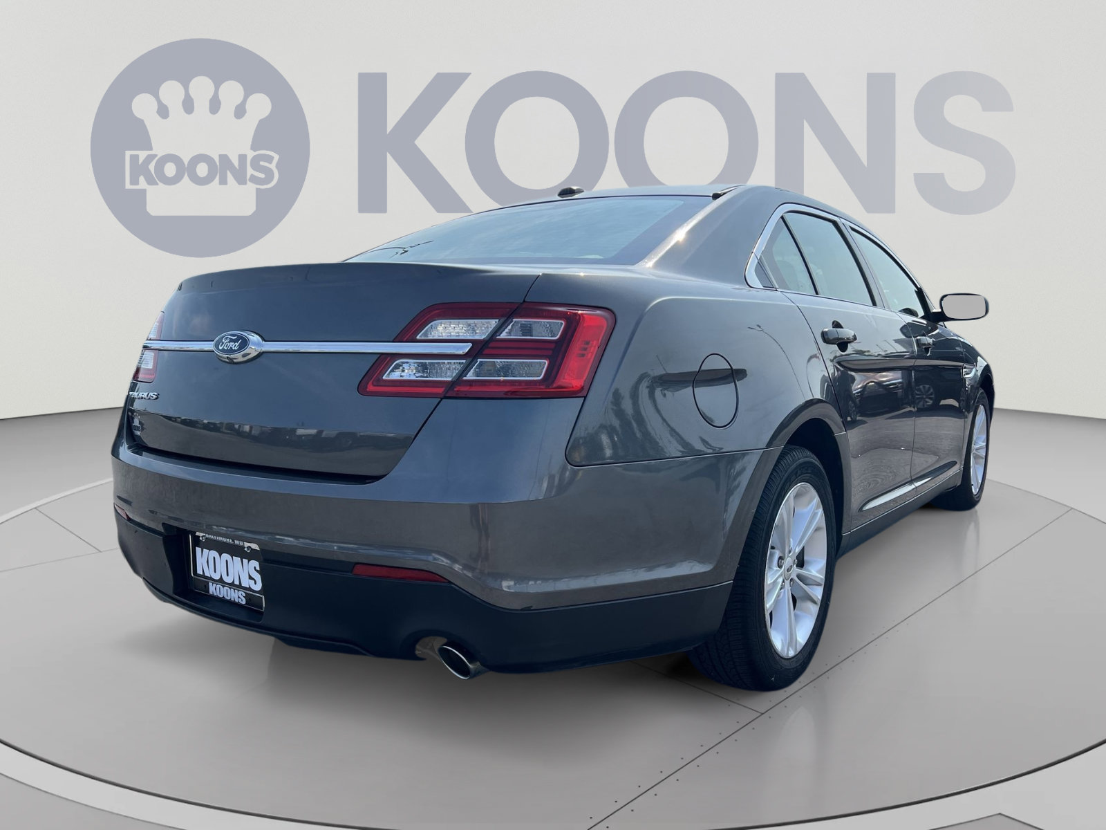 Used 2015 Ford Taurus SE FWD image 7