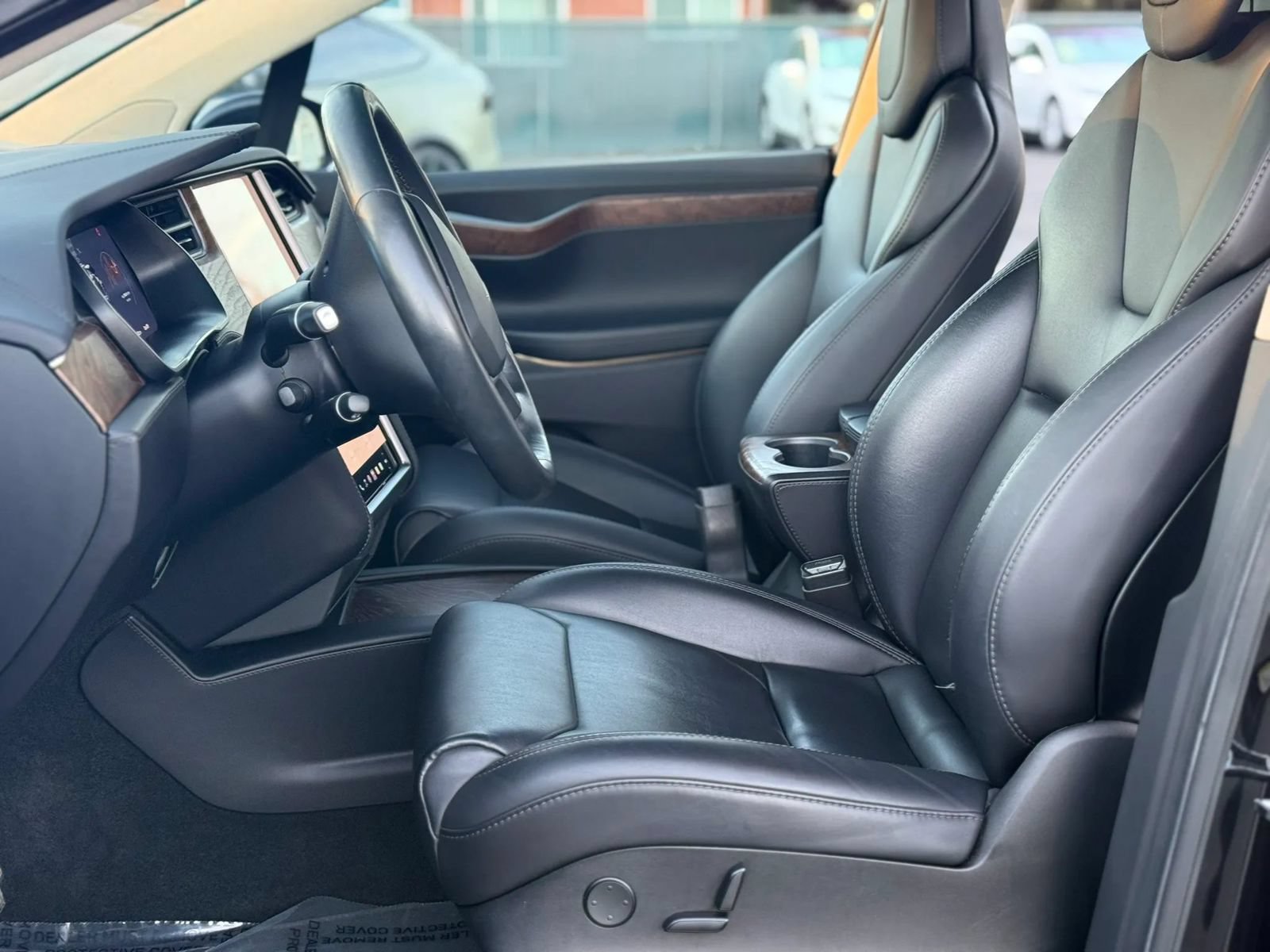 Used 2018 Tesla Model X 75D AWD/4WD image 9