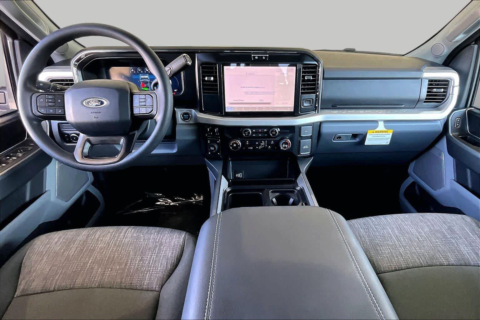 New 2026 Ford F250 XLT w/ XLT Premium Package AWD/4WD image 5