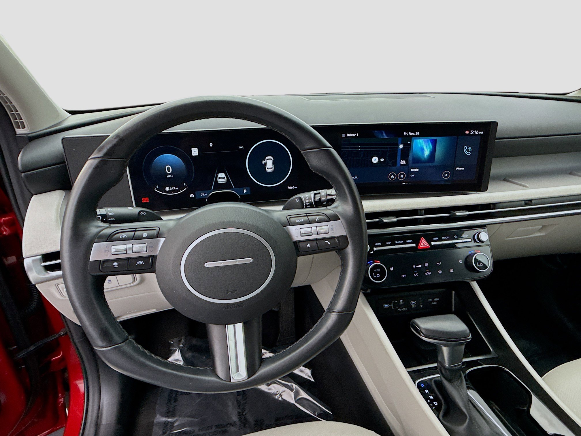 Certified 2025 Hyundai Tucson SEL image 8