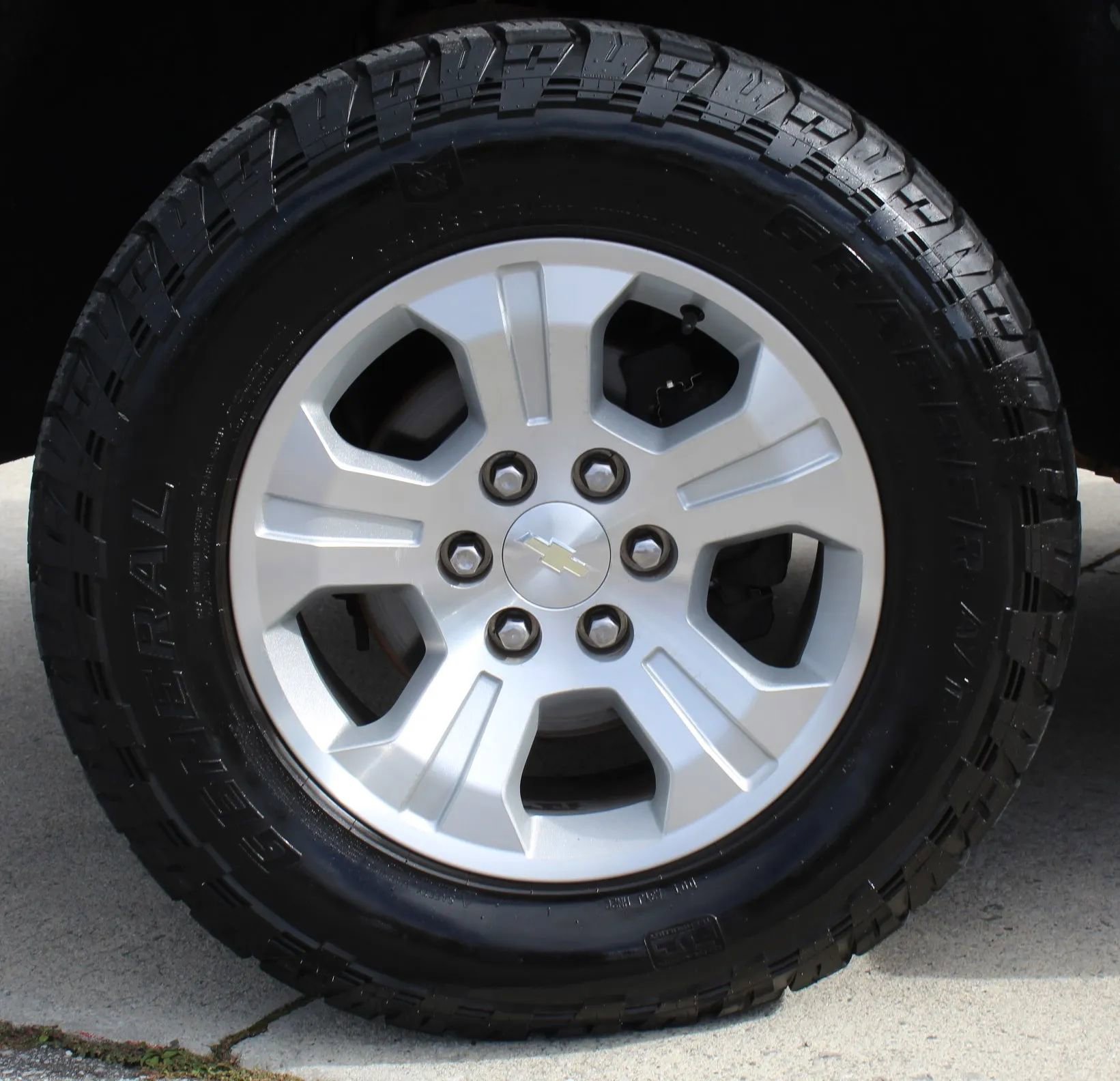 Used 2016 Chevrolet Silverado 1500 LT w/ All Star Edition image 9