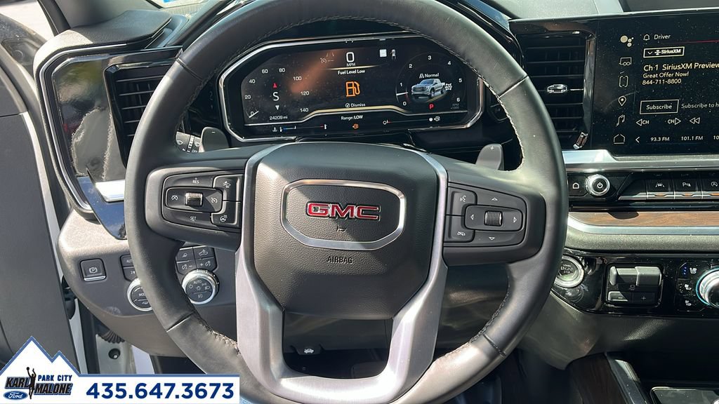 Used 2023 GMC Sierra 1500 SLT w/ SLT Convenience Package AWD/4WD image 12