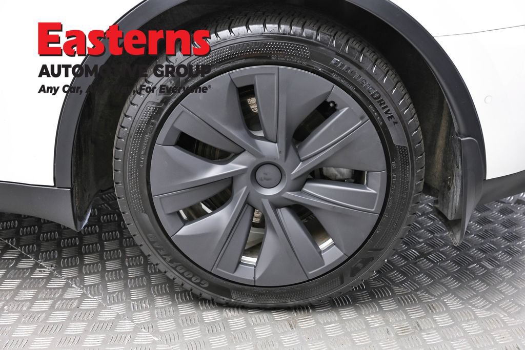 Used 2021 Tesla Model Y Long Range AWD/4WD image 8