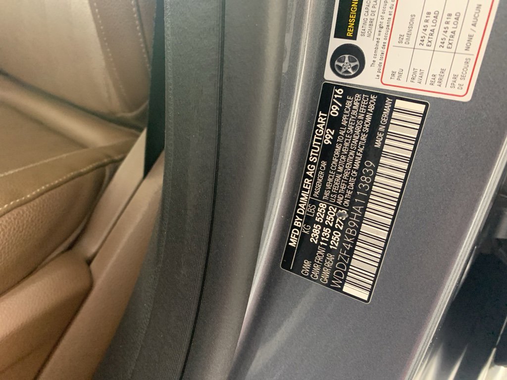 Used 2017 Mercedes-Benz E 300 4MATIC image 12