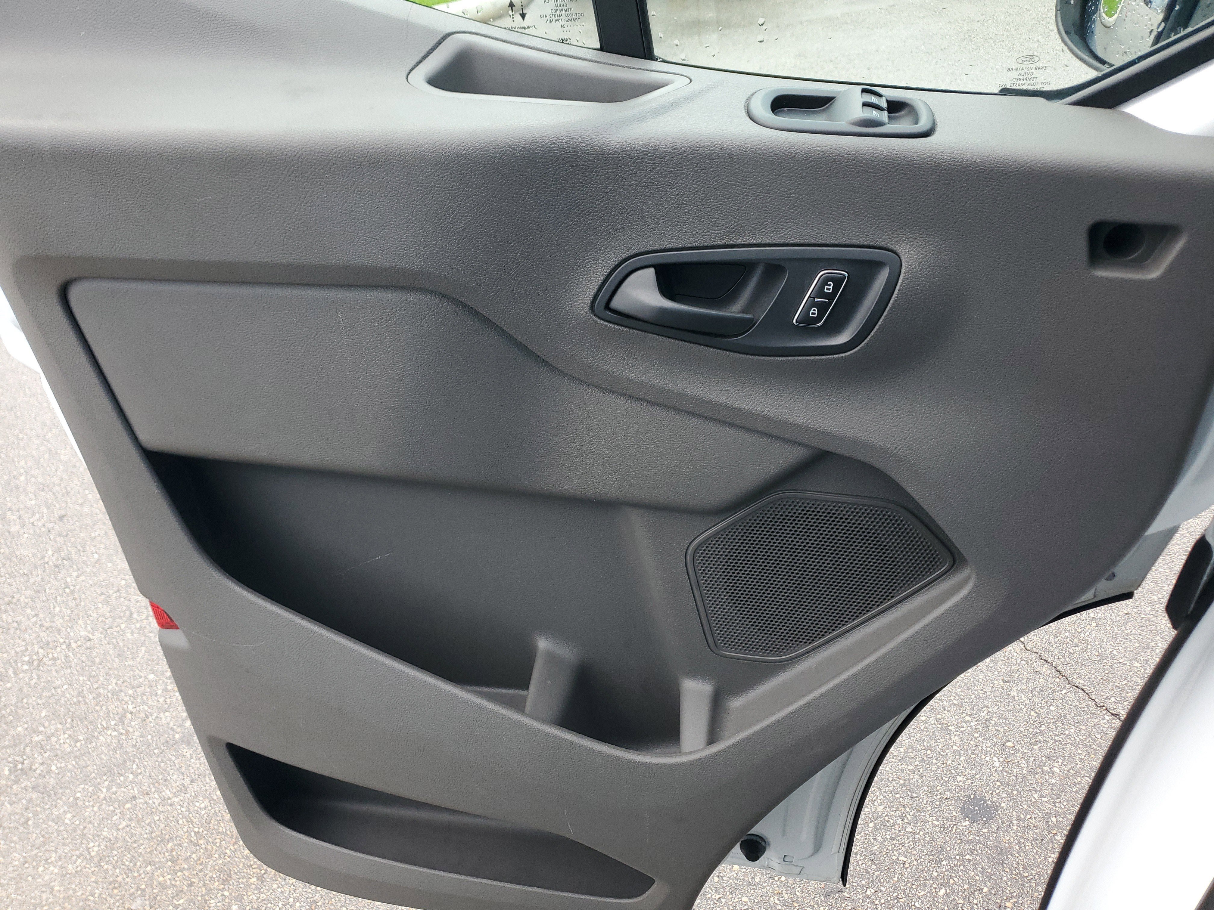 Used 2024 Ford Transit 350 XLT image 27