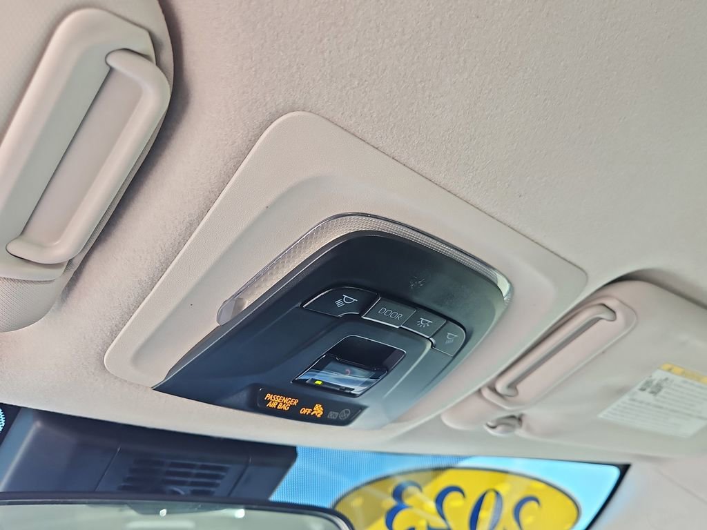 Used 2023 Toyota Corolla LE FWD image 28