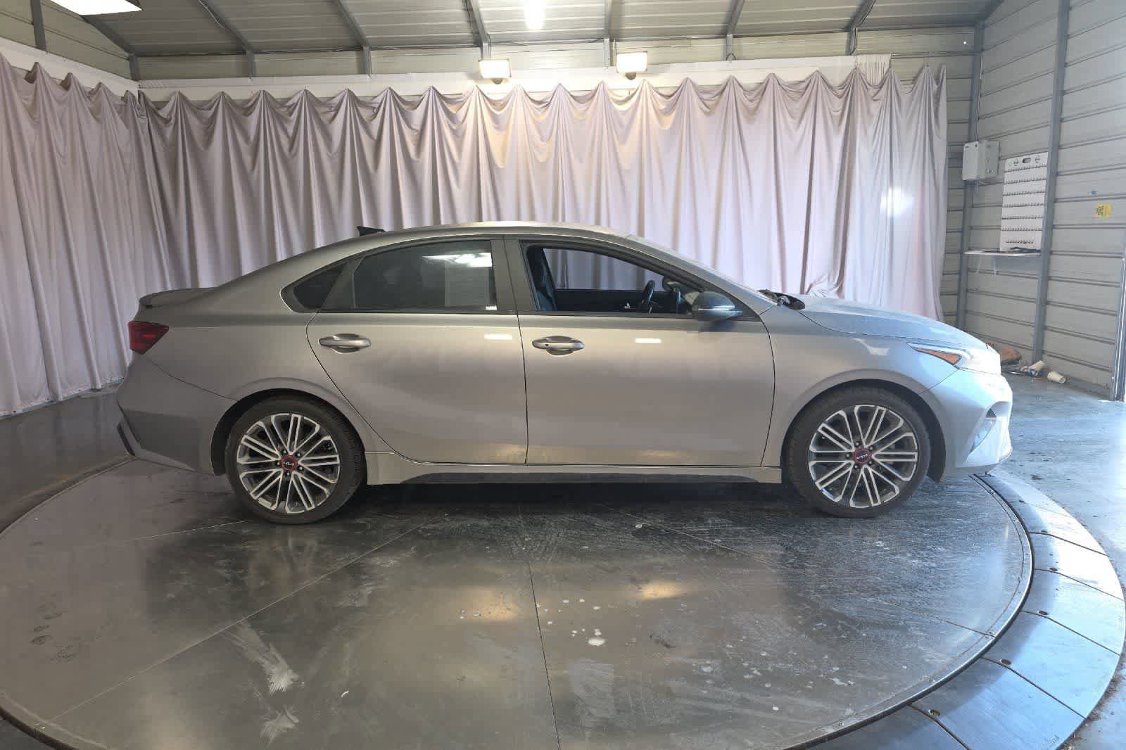Used 2023 Kia Forte GT image 9
