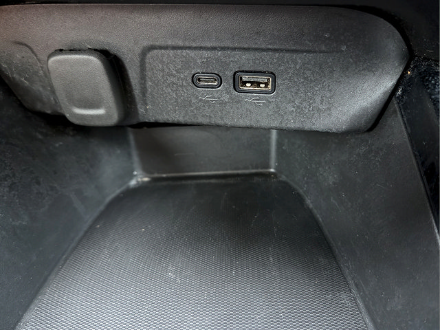 Used 2025 Chevrolet Trax LT w/ Driver Confidence Package FWD image 20