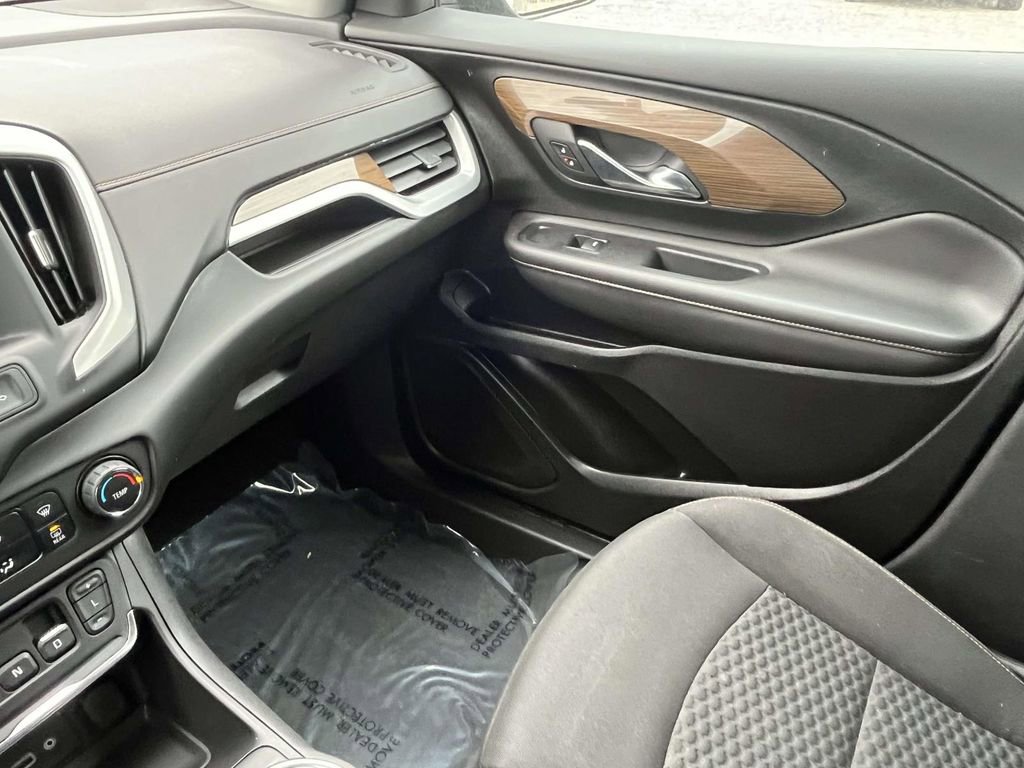 Certified 2020 GMC Terrain SLE image 32