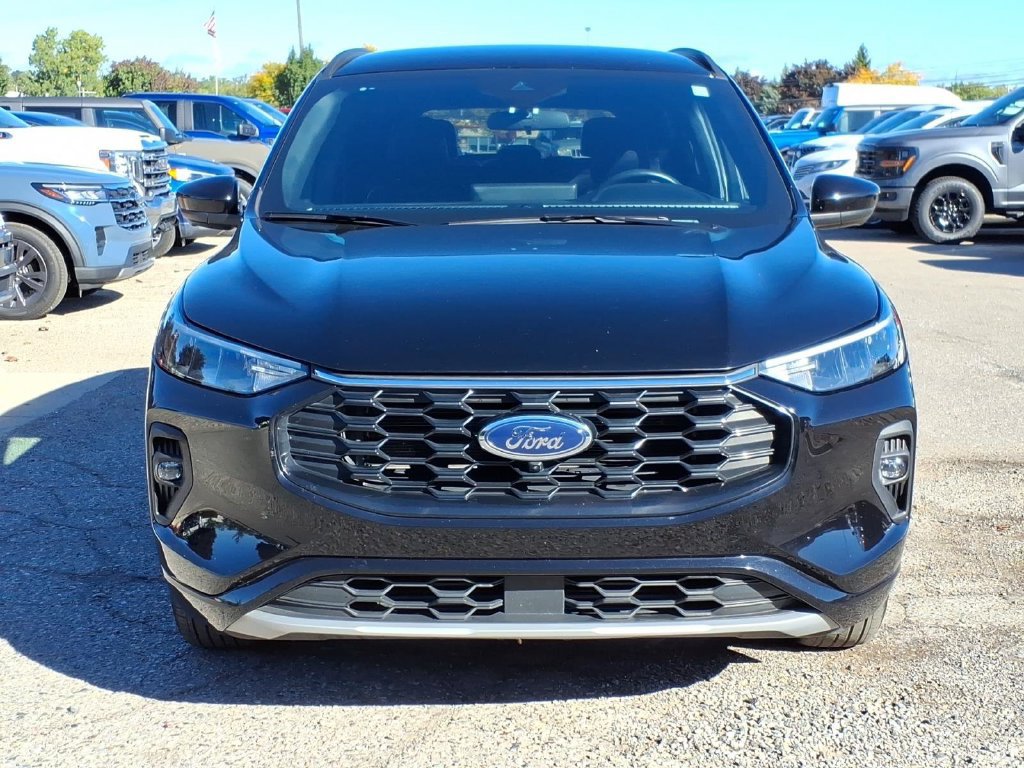 Used 2024 Ford Escape ST-Line Select w/ Tech Pack #2 AWD/4WD image 8