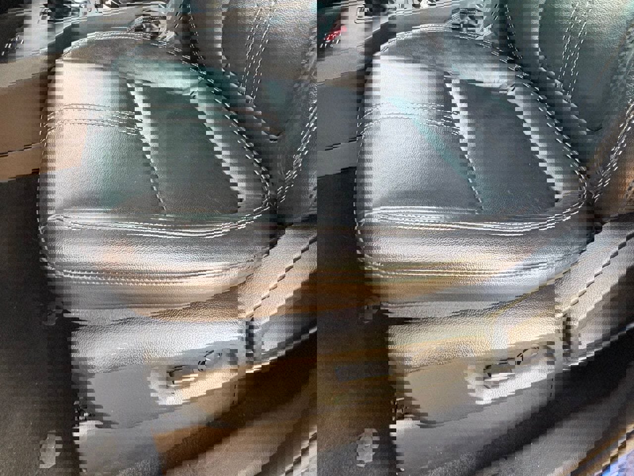 Used 2019 Ford Ranger Lariat w/ Equipment Group 501A Mid image 35