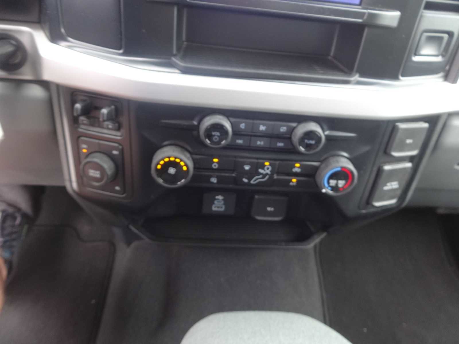 Used 2024 Ford F250 XLT image 21