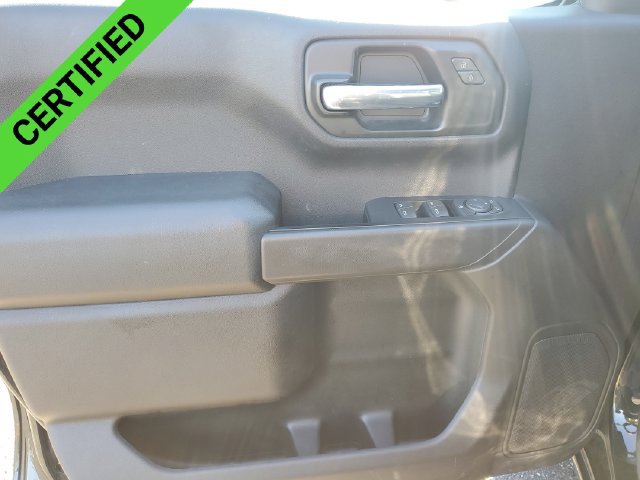 Certified 2020 Chevrolet Silverado 1500 Custom w/ Custom Value Package AWD/4WD image 17