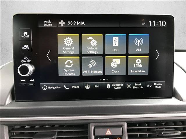 Certified 2024 Honda Pilot Touring image 11